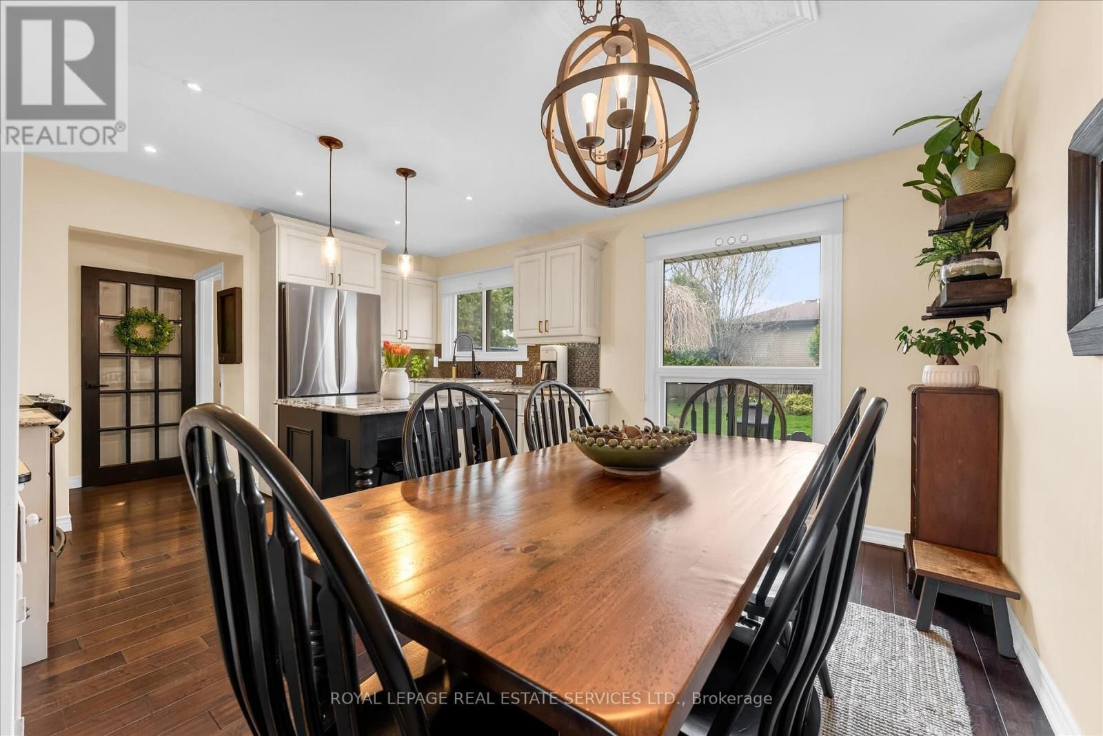 20 CASABLANCA BOULEVARD Image 10