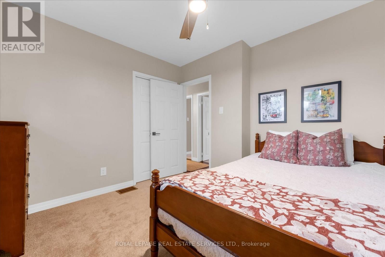 20 CASABLANCA BOULEVARD Image 21