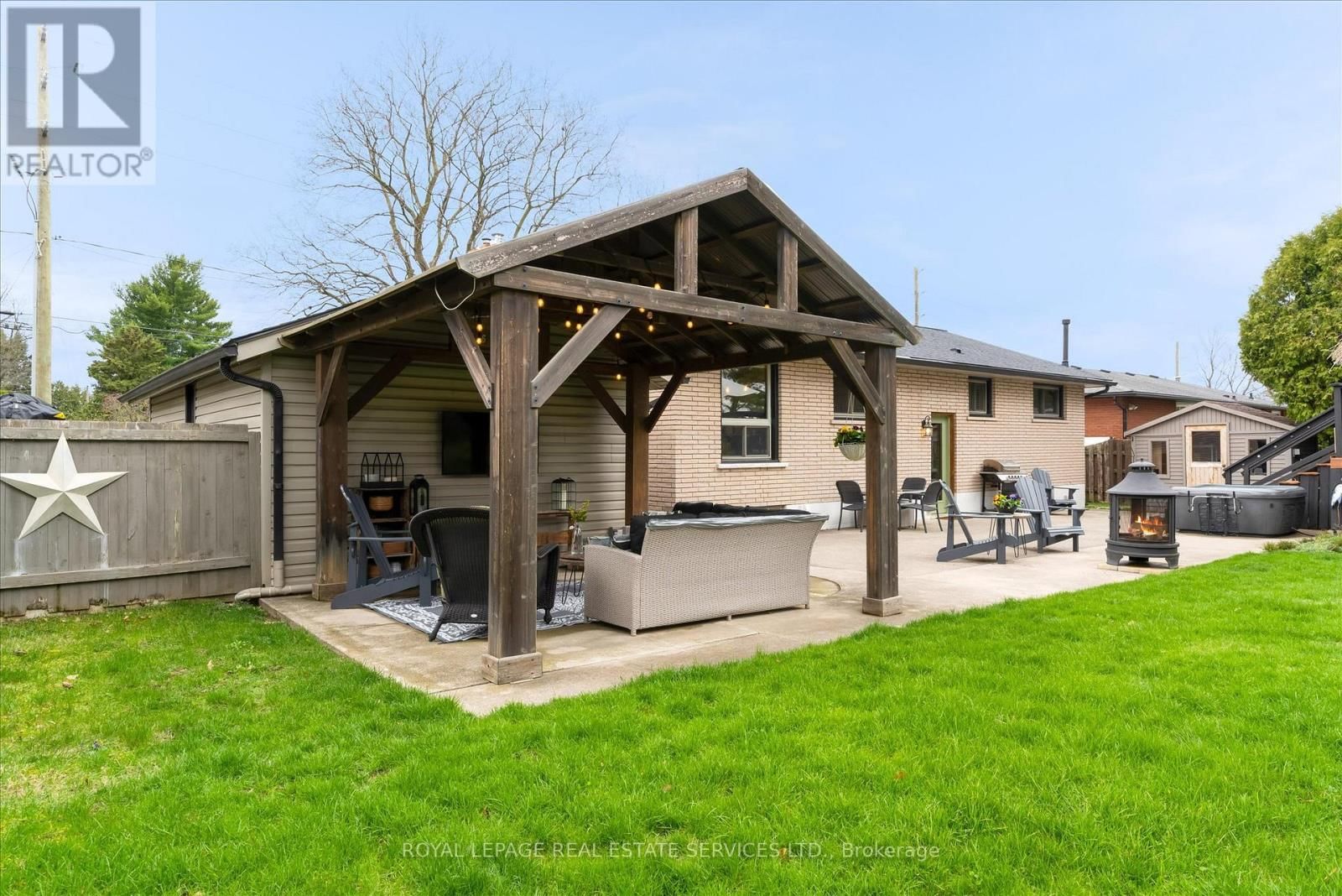 20 CASABLANCA BOULEVARD Image 37