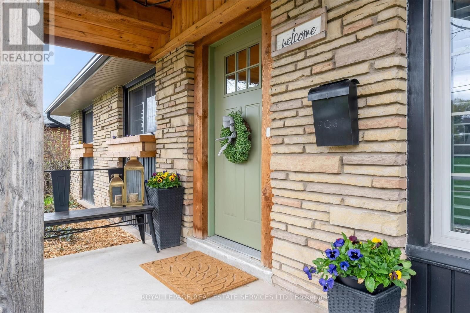 20 CASABLANCA BOULEVARD Image 5