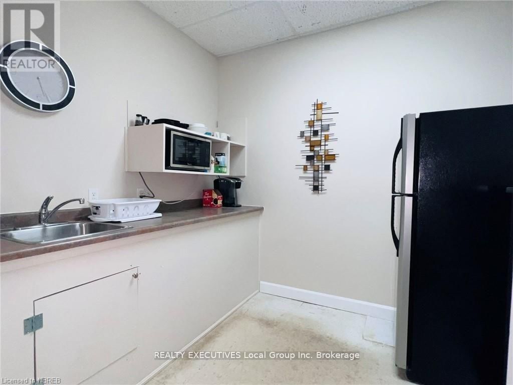 221 ALGONQUIN AVENUE Image 12