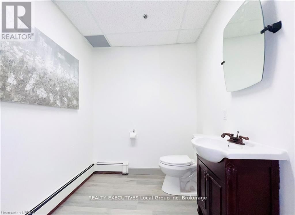 221 ALGONQUIN AVENUE Image 9