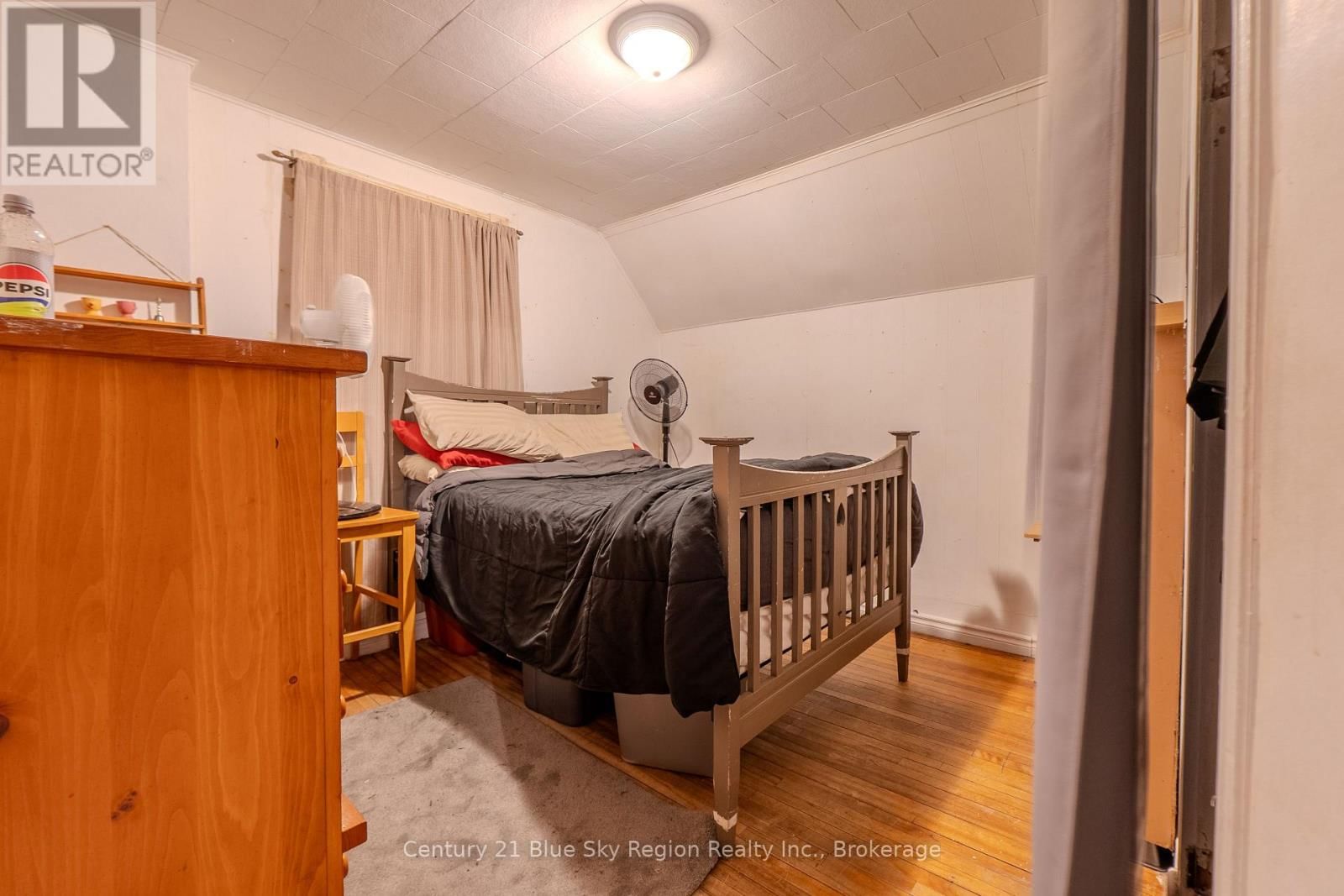 250 FIFTH AVENUE WEST Image 14