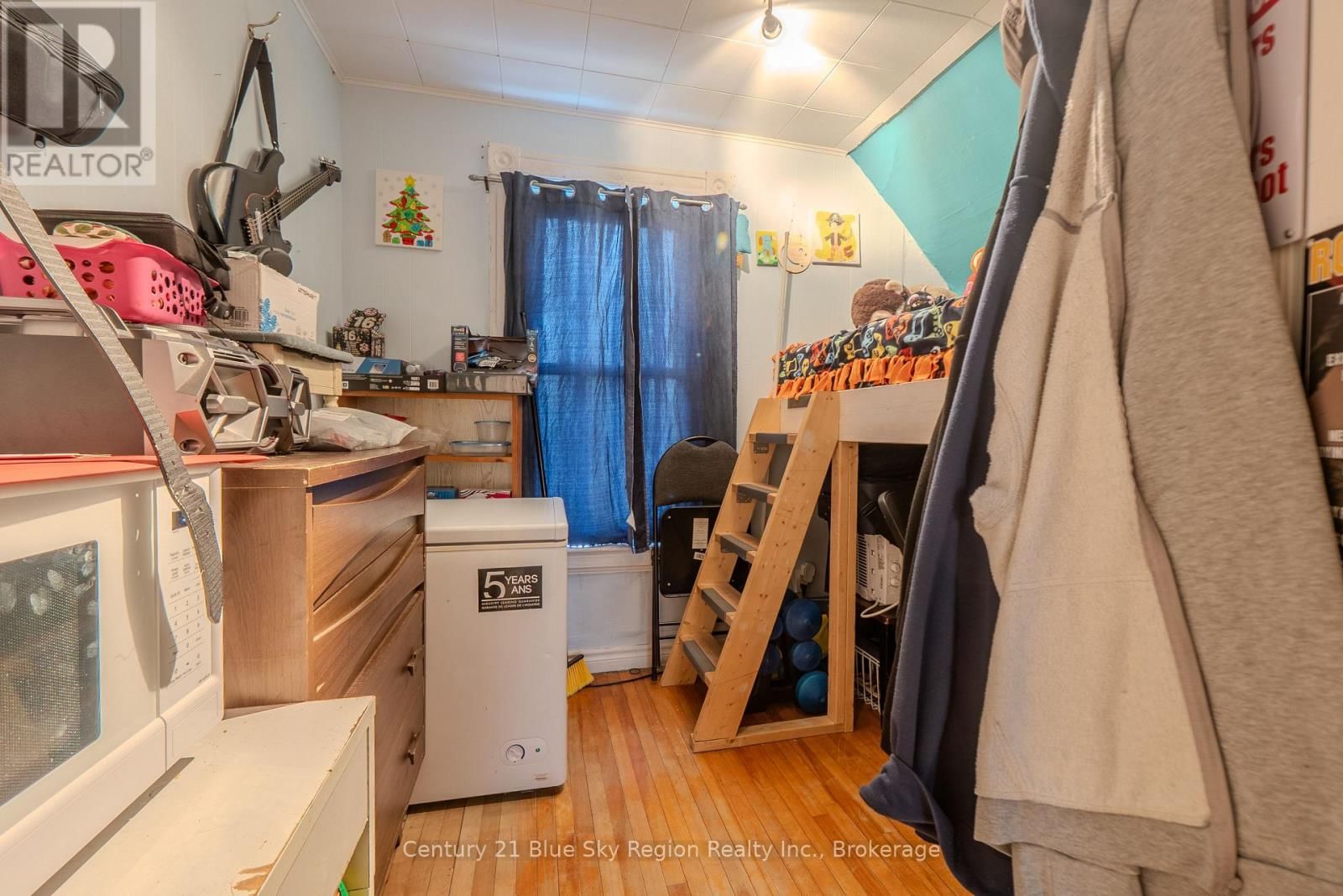 250 FIFTH AVENUE WEST Image 15