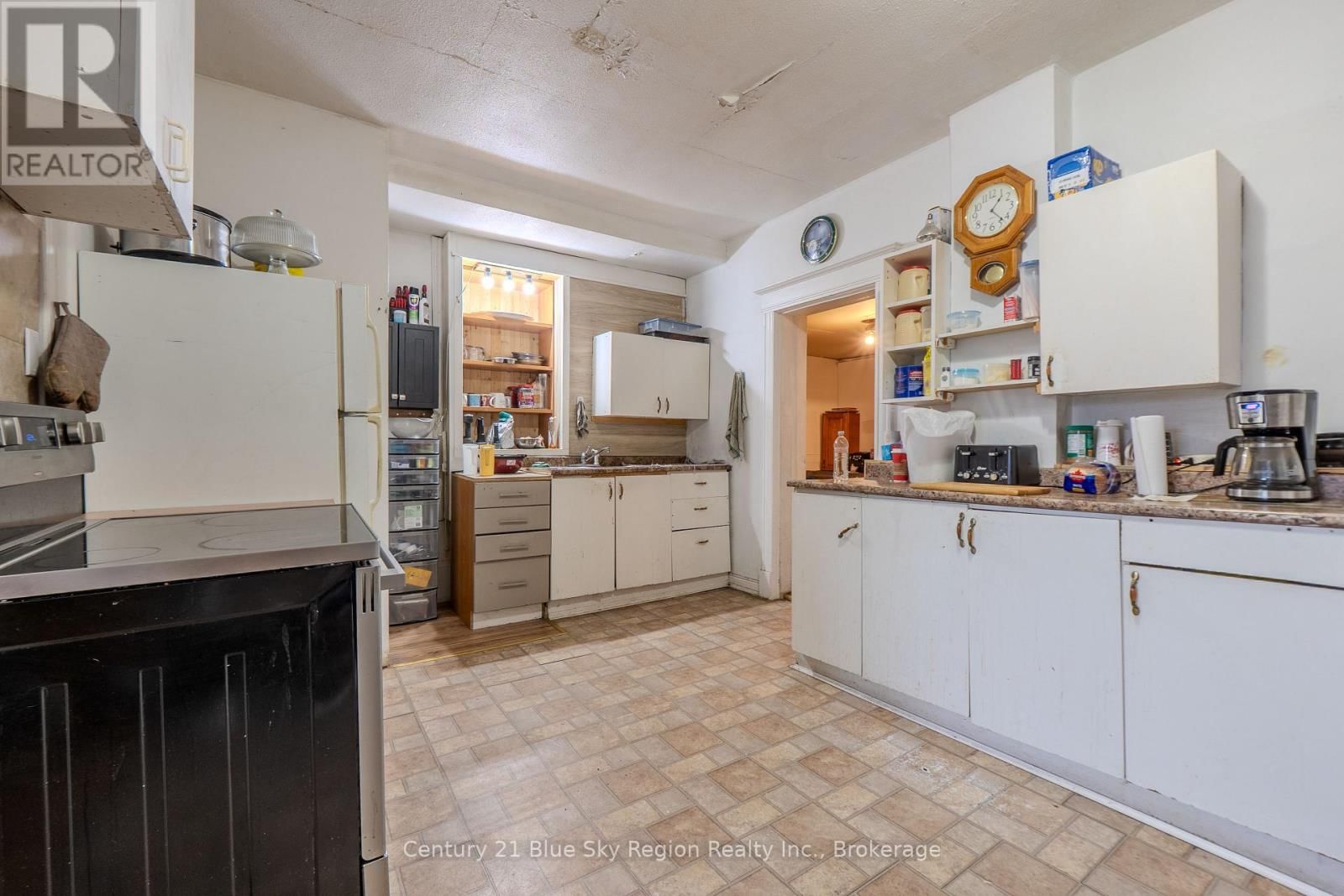 250 FIFTH AVENUE WEST Image 6