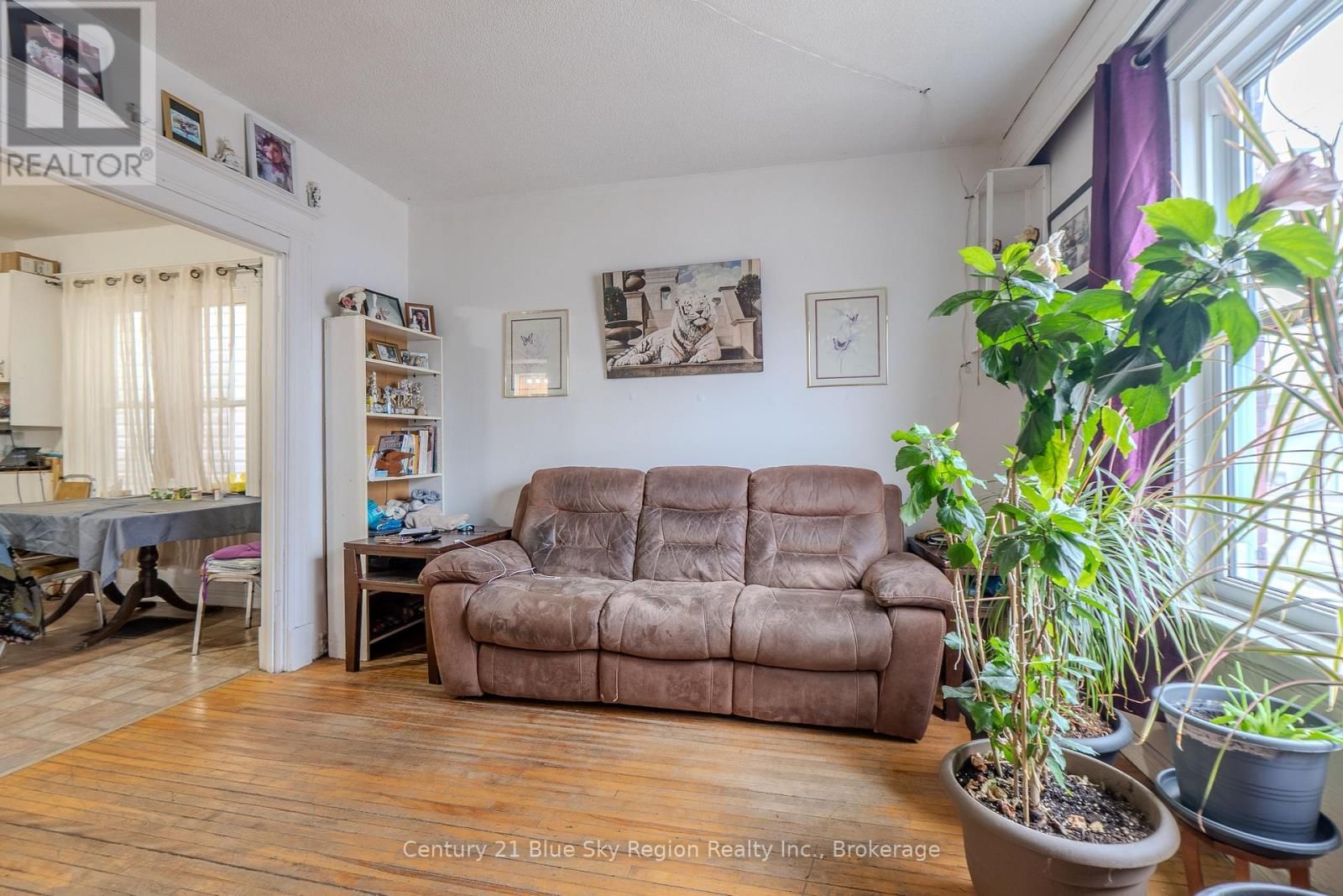 250 FIFTH AVENUE WEST Image 8