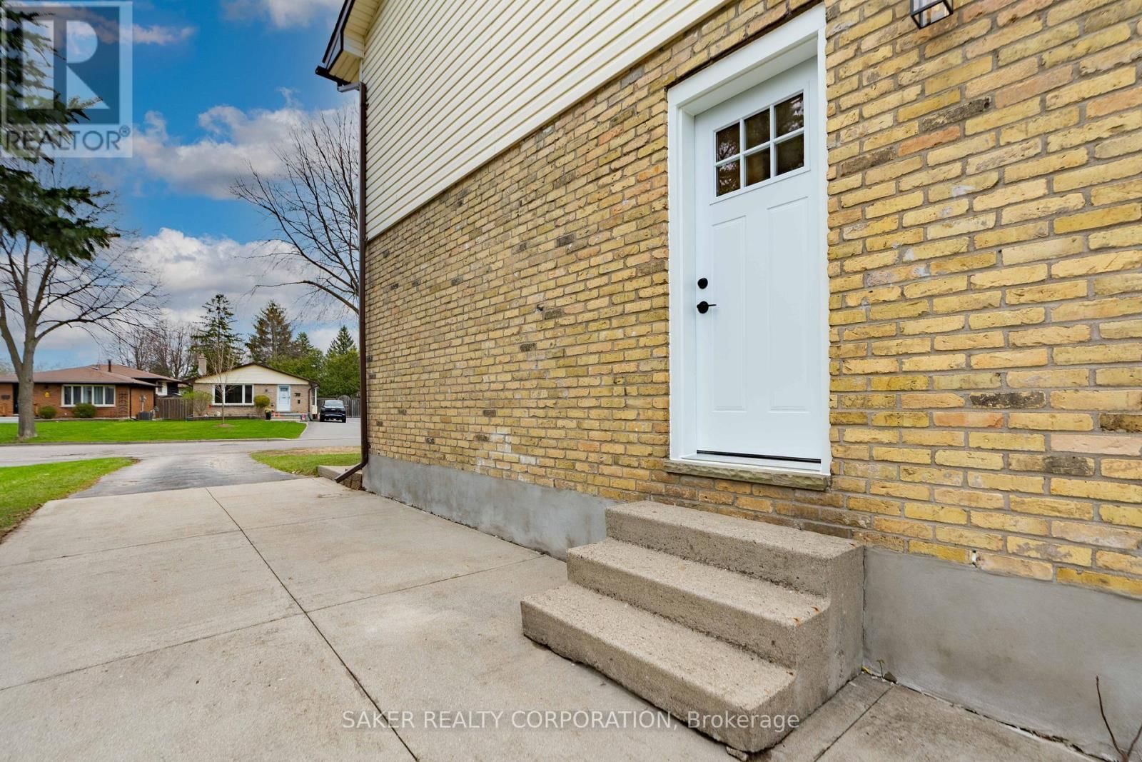 35 KINTAIL CRESCENT Image 24