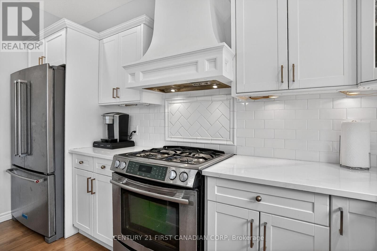 1983 QUARRIER ROAD Image 13