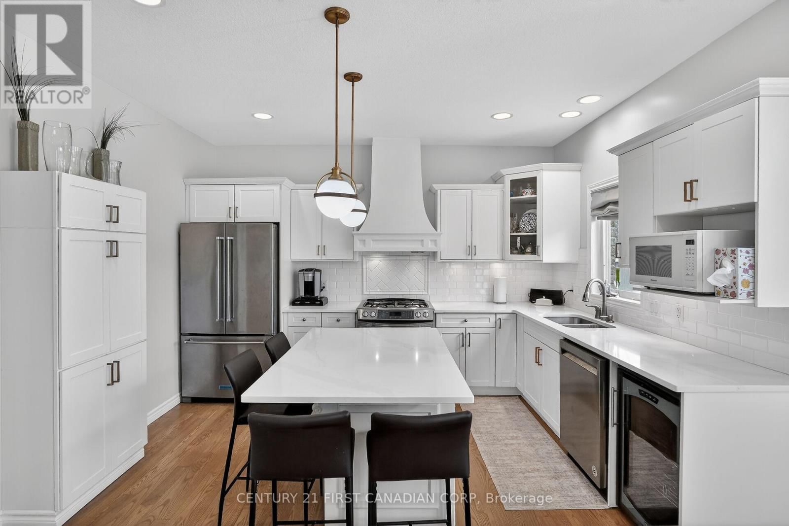 1983 QUARRIER ROAD Image 16