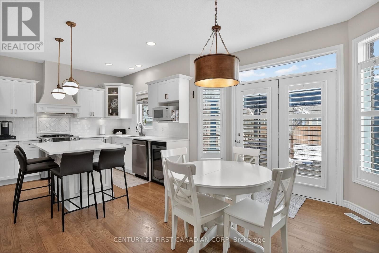 1983 QUARRIER ROAD Image 17