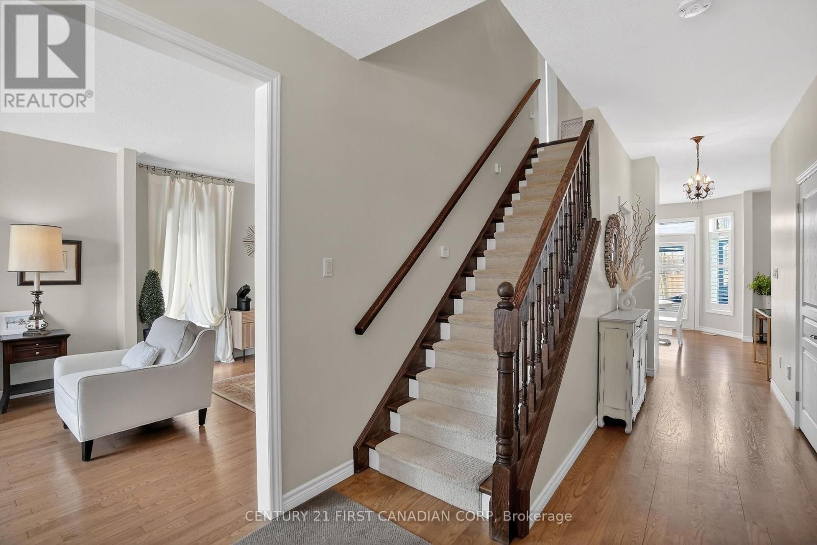 1983 QUARRIER ROAD Image 25