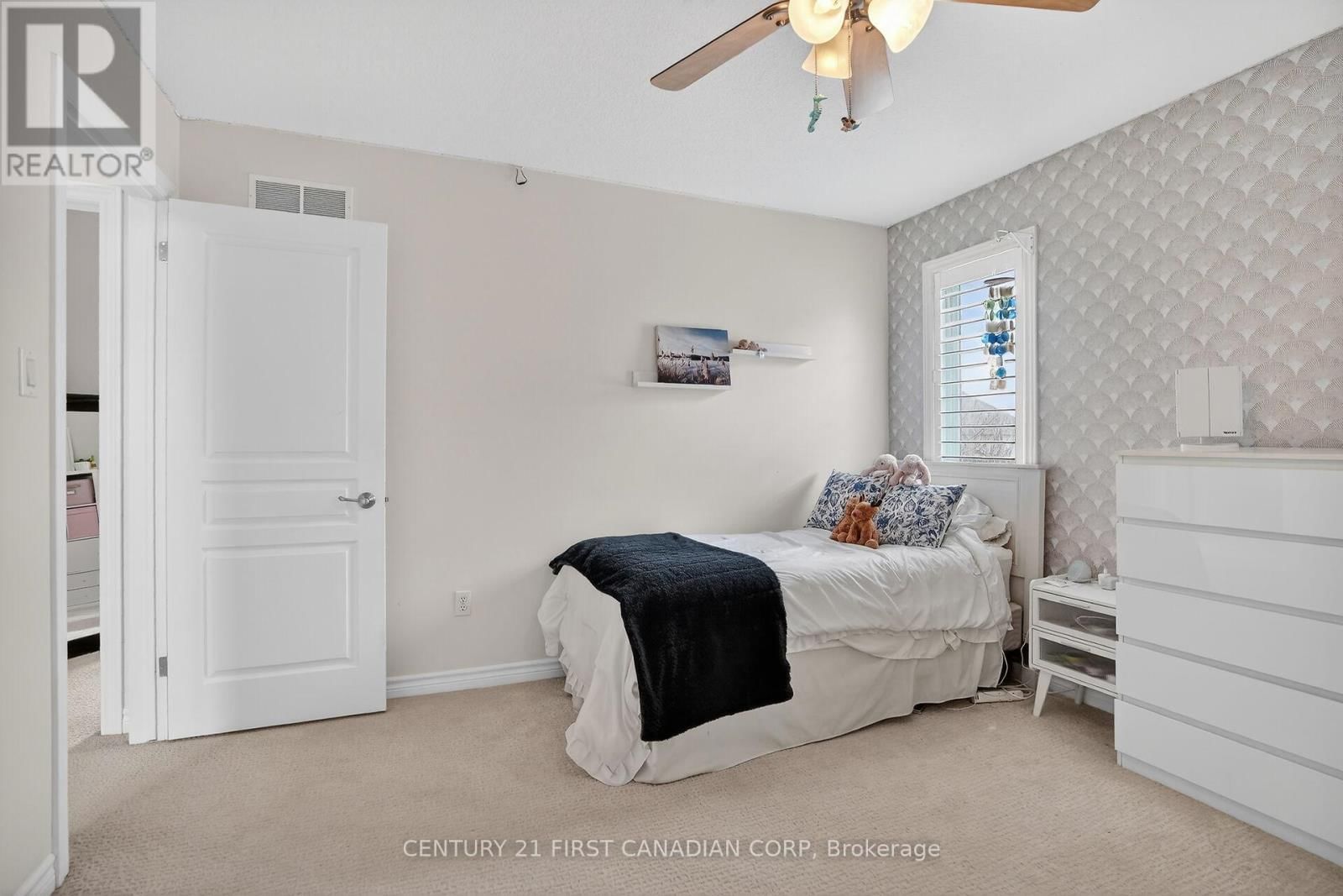 1983 QUARRIER ROAD Image 32