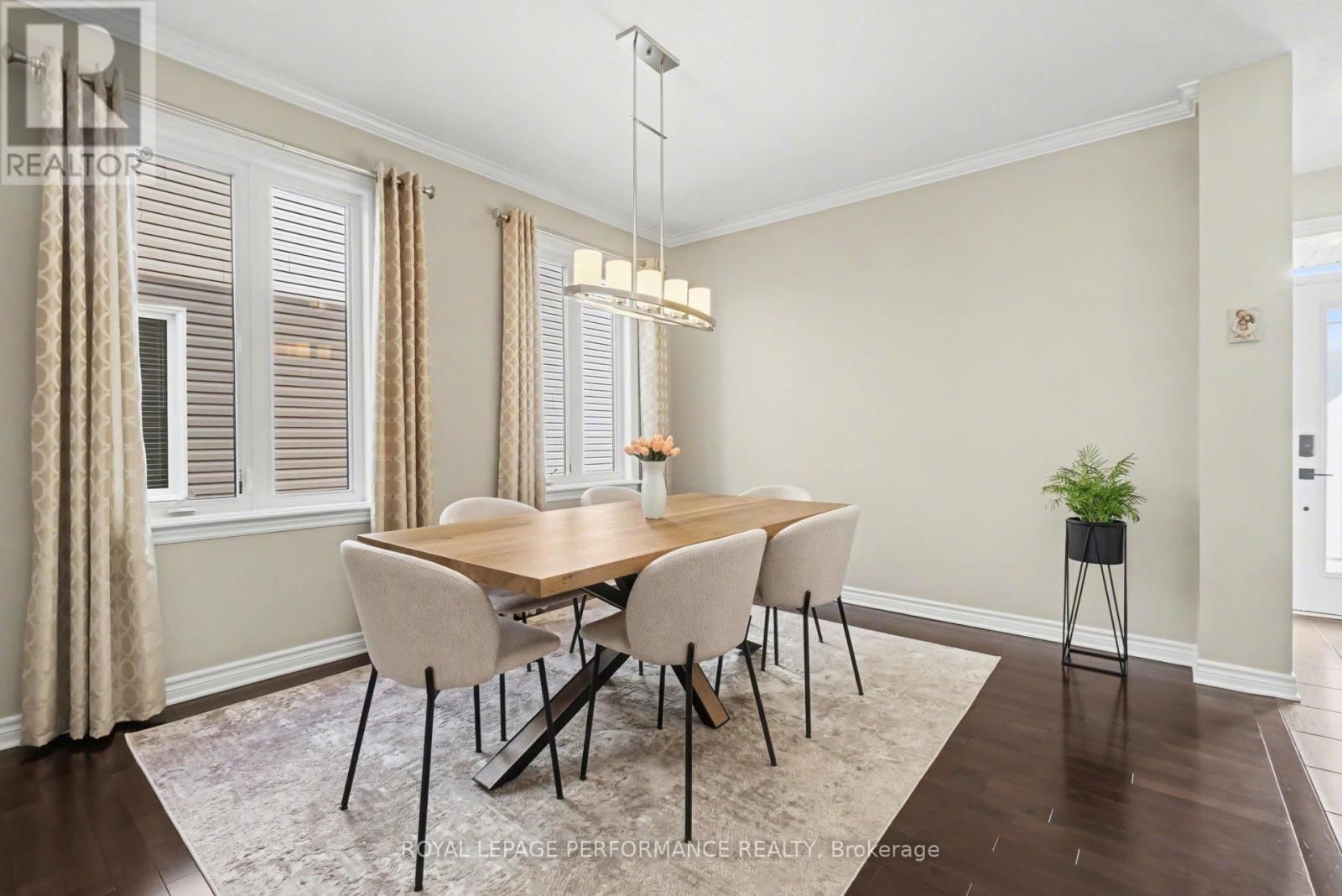 1828 MICKELBERRY CRESCENT Image 10