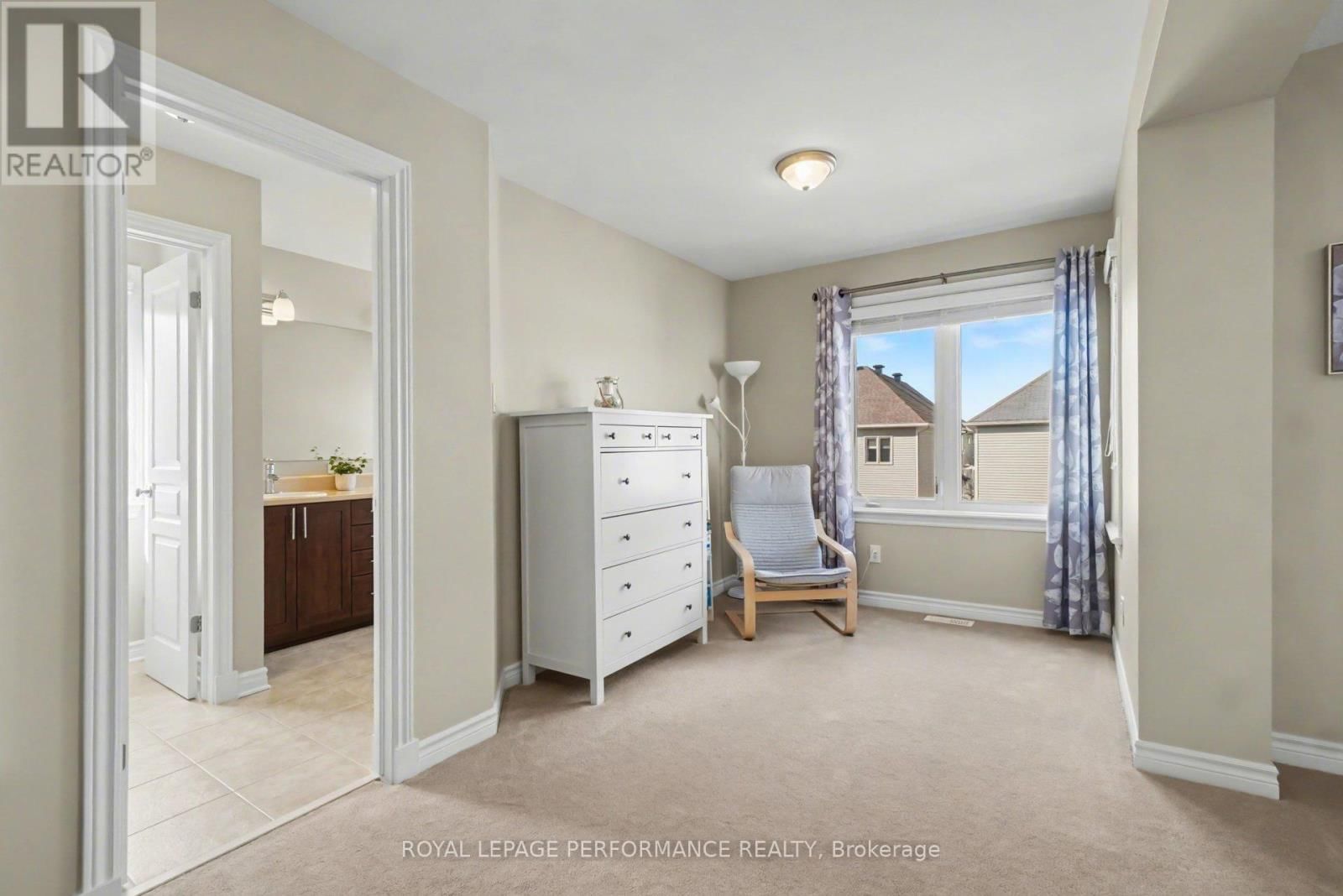 1828 MICKELBERRY CRESCENT Image 29