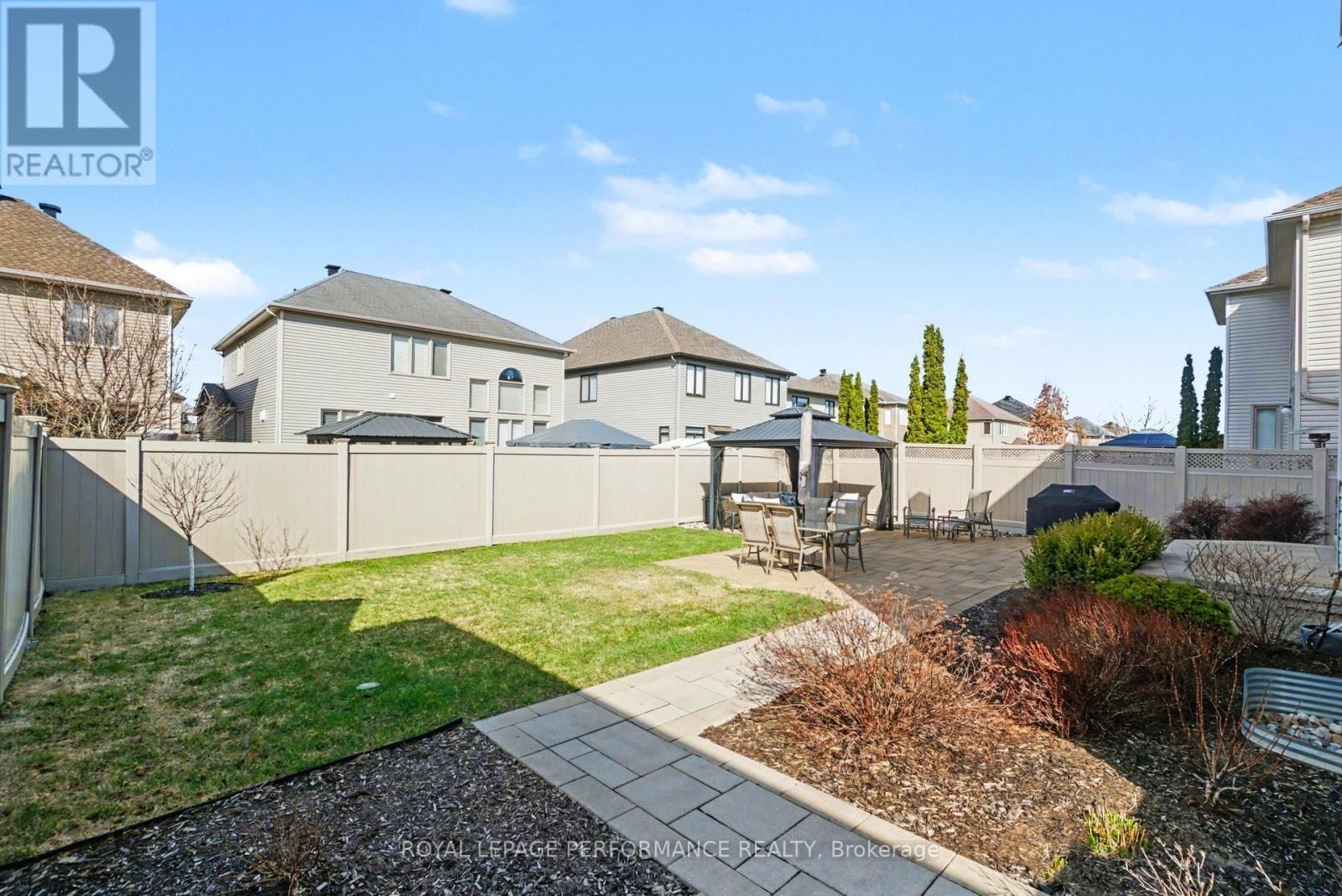 1828 MICKELBERRY CRESCENT Image 43