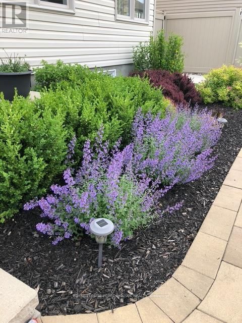 1828 MICKELBERRY CRESCENT Image 45