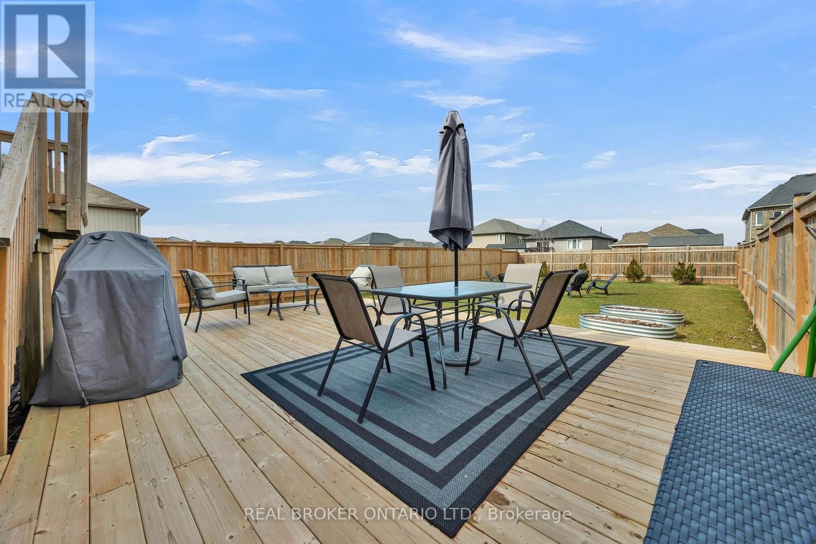 335 KROTZ STREET WEST Image 32