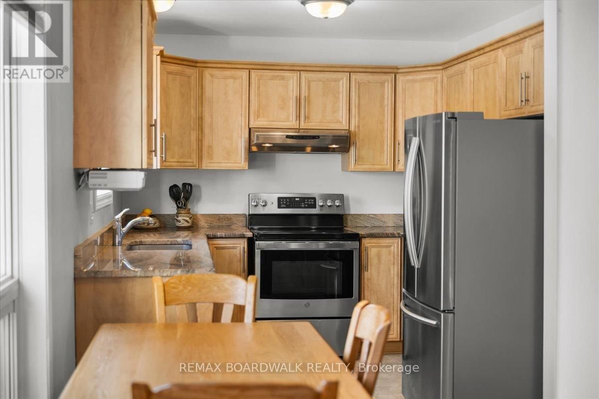 6241 ST ALBANS COURT Image 16