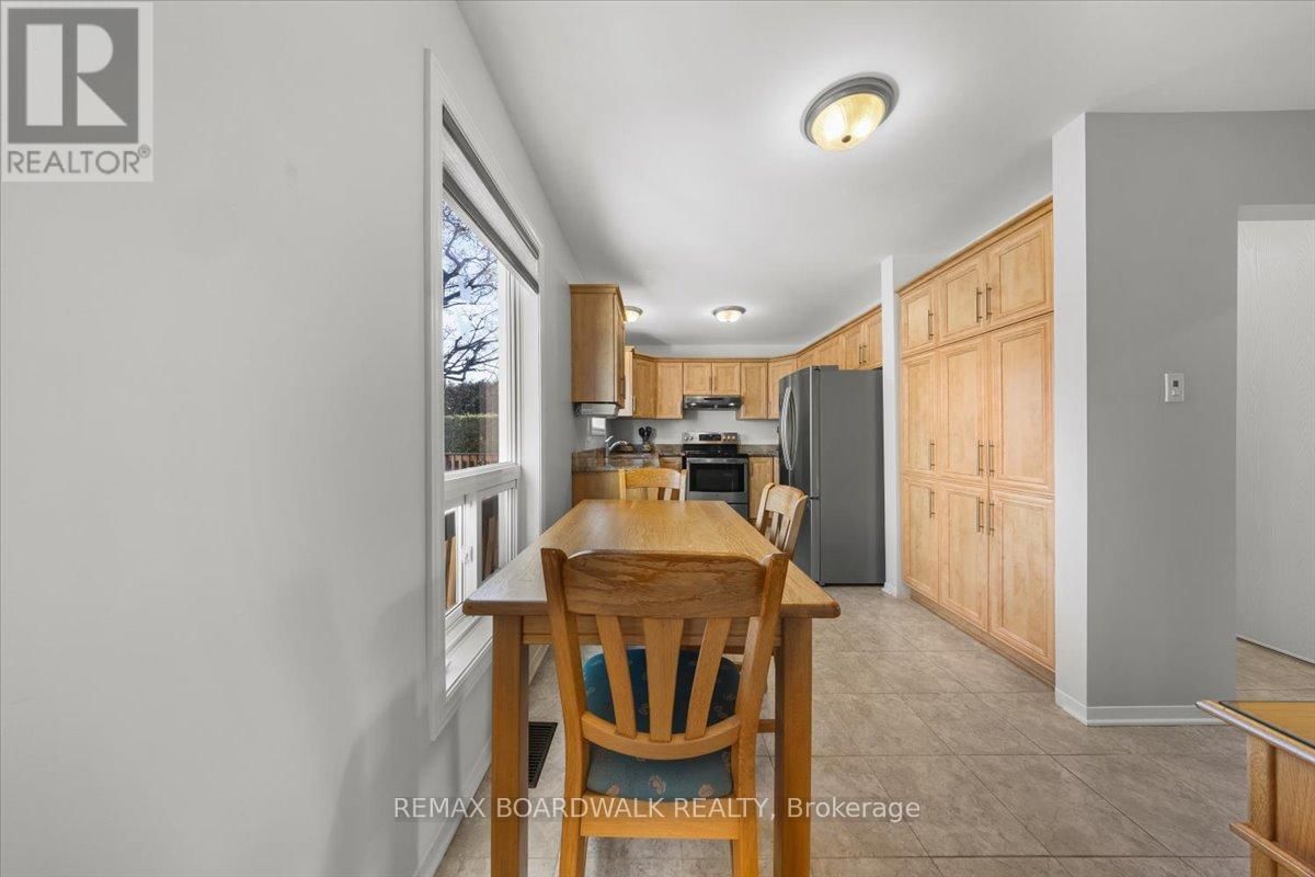 6241 ST ALBANS COURT Image 18