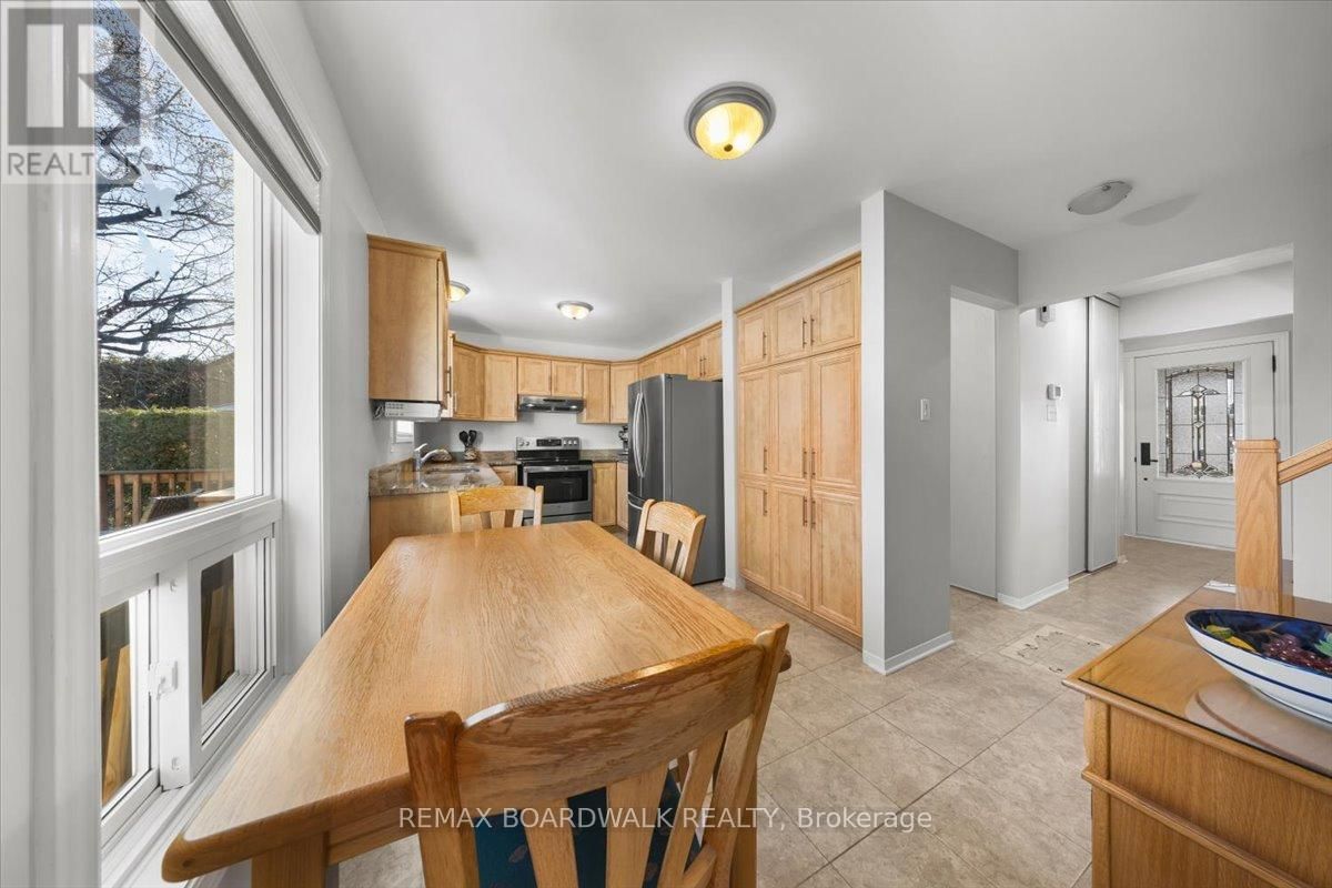 6241 ST ALBANS COURT Image 19