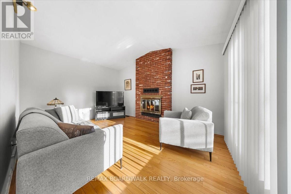 6241 ST ALBANS COURT Image 23