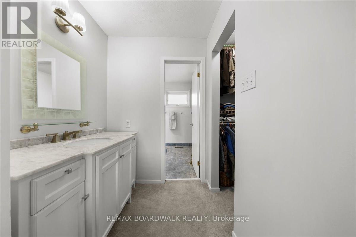 6241 ST ALBANS COURT Image 31