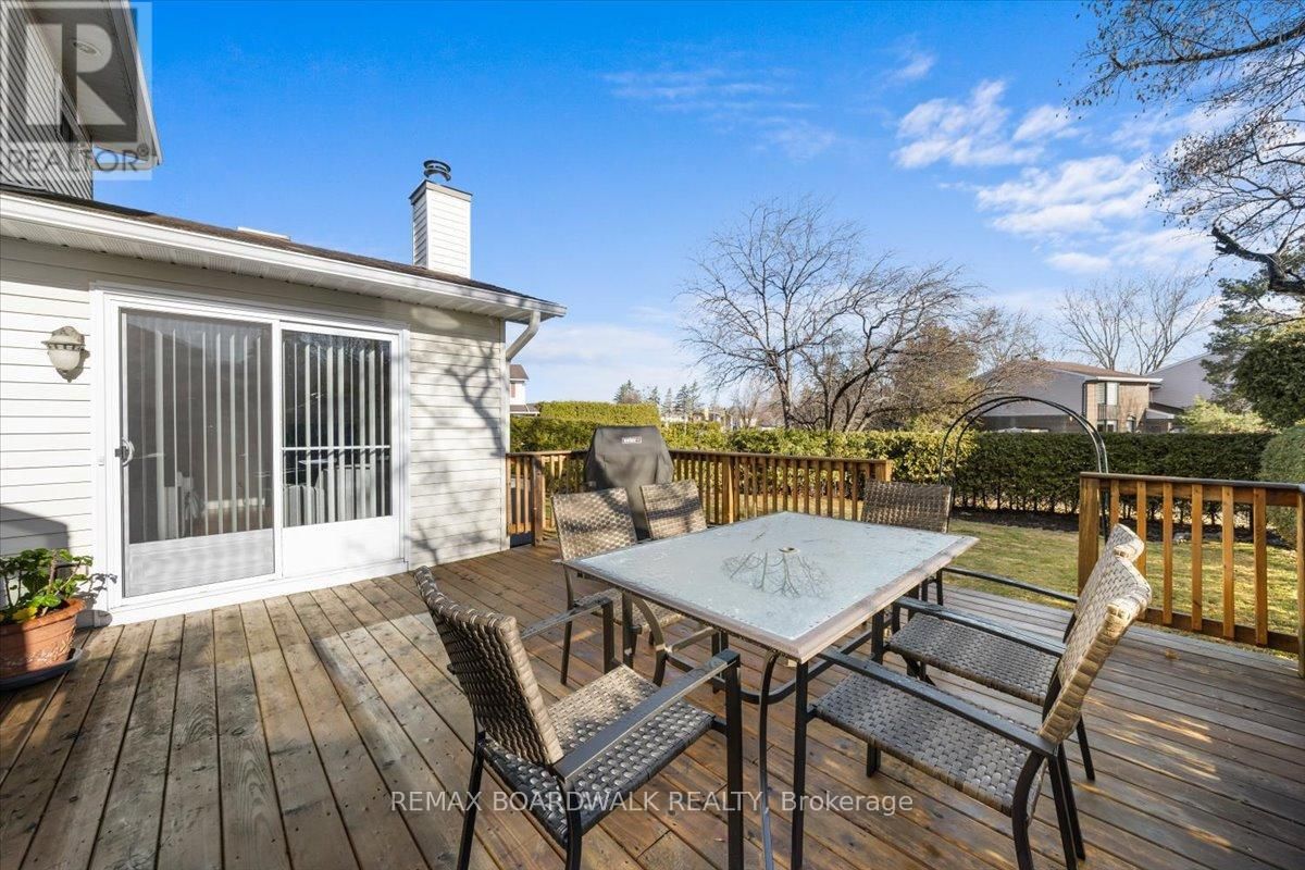 6241 ST ALBANS COURT Image 40