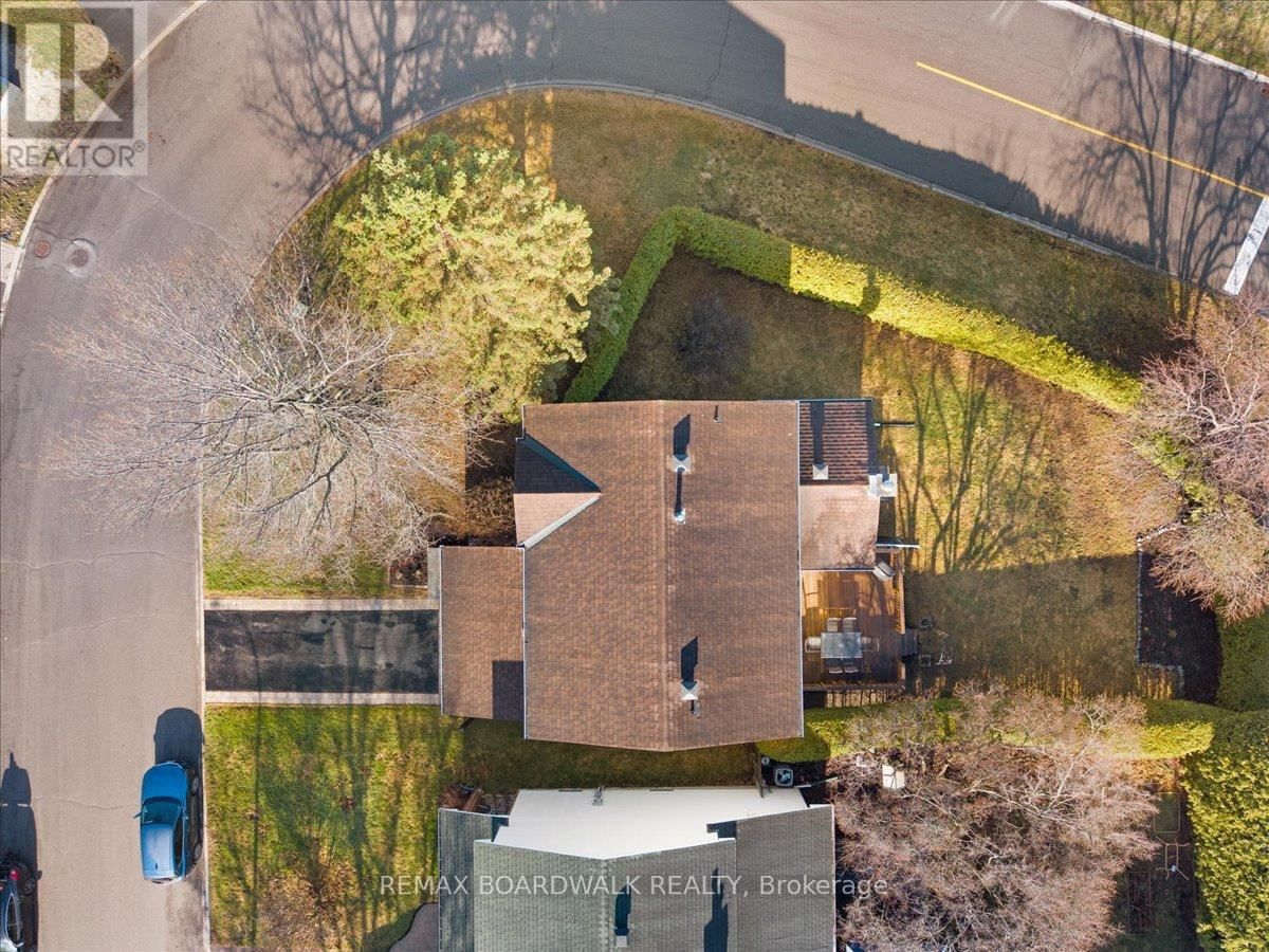 6241 ST ALBANS COURT Image 42