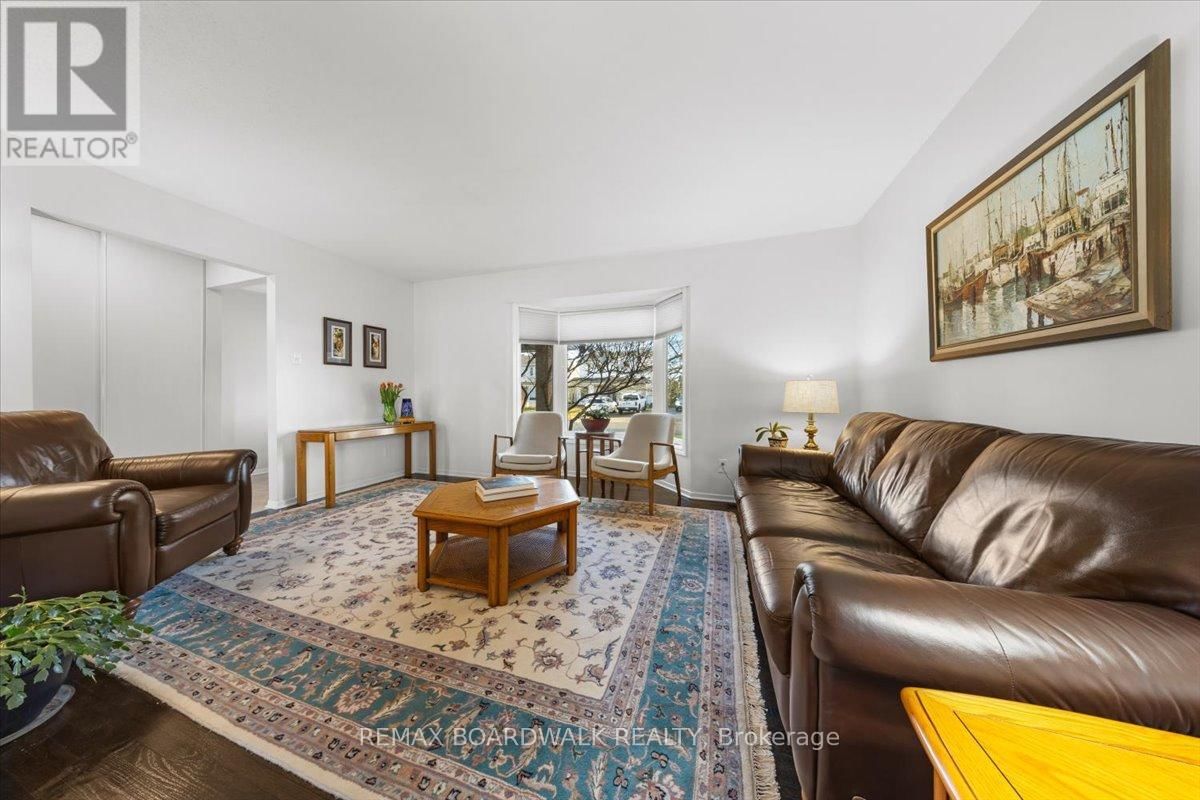 6241 ST ALBANS COURT Image 5