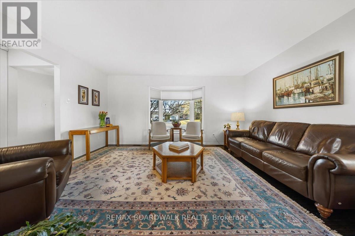 6241 ST ALBANS COURT Image 6