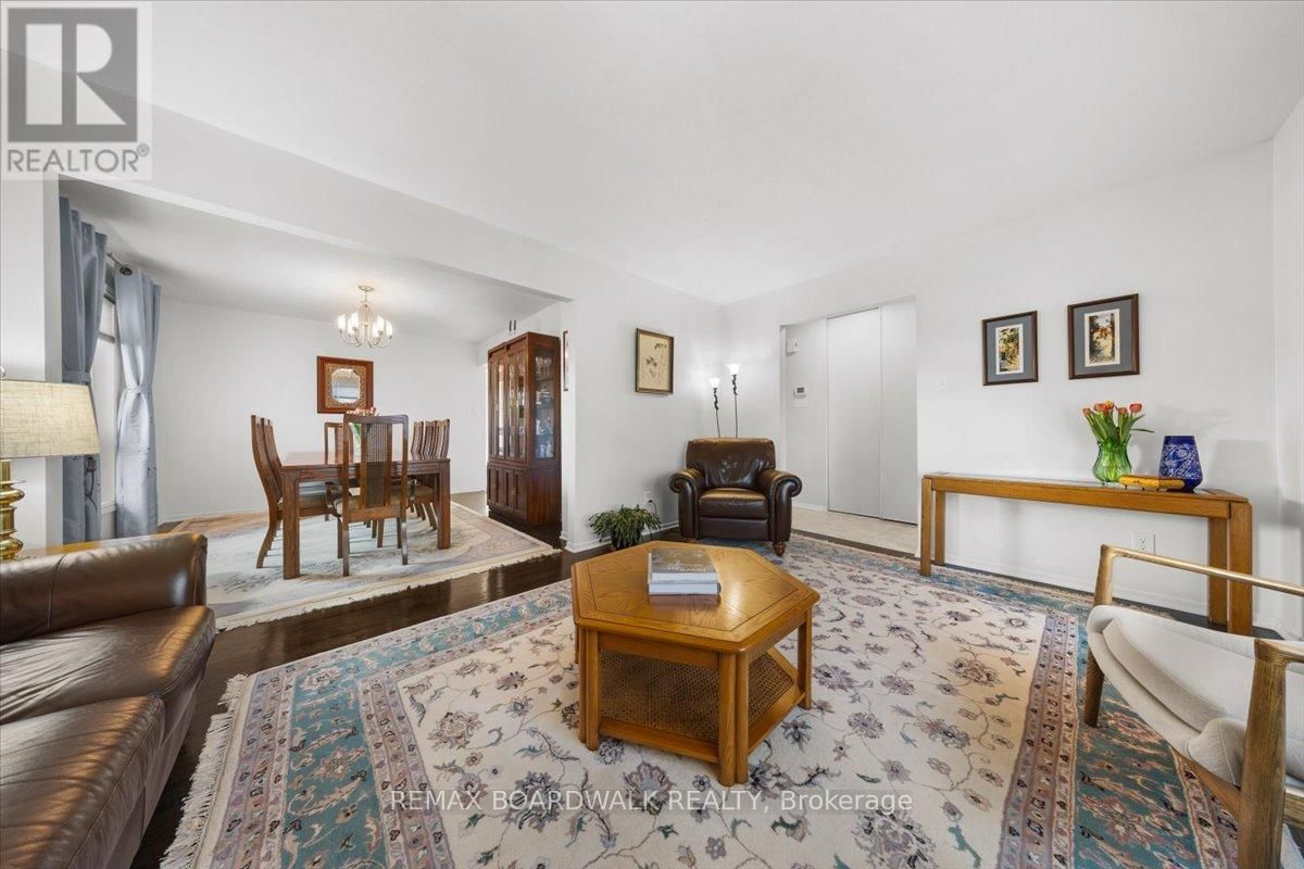 6241 ST ALBANS COURT Image 7