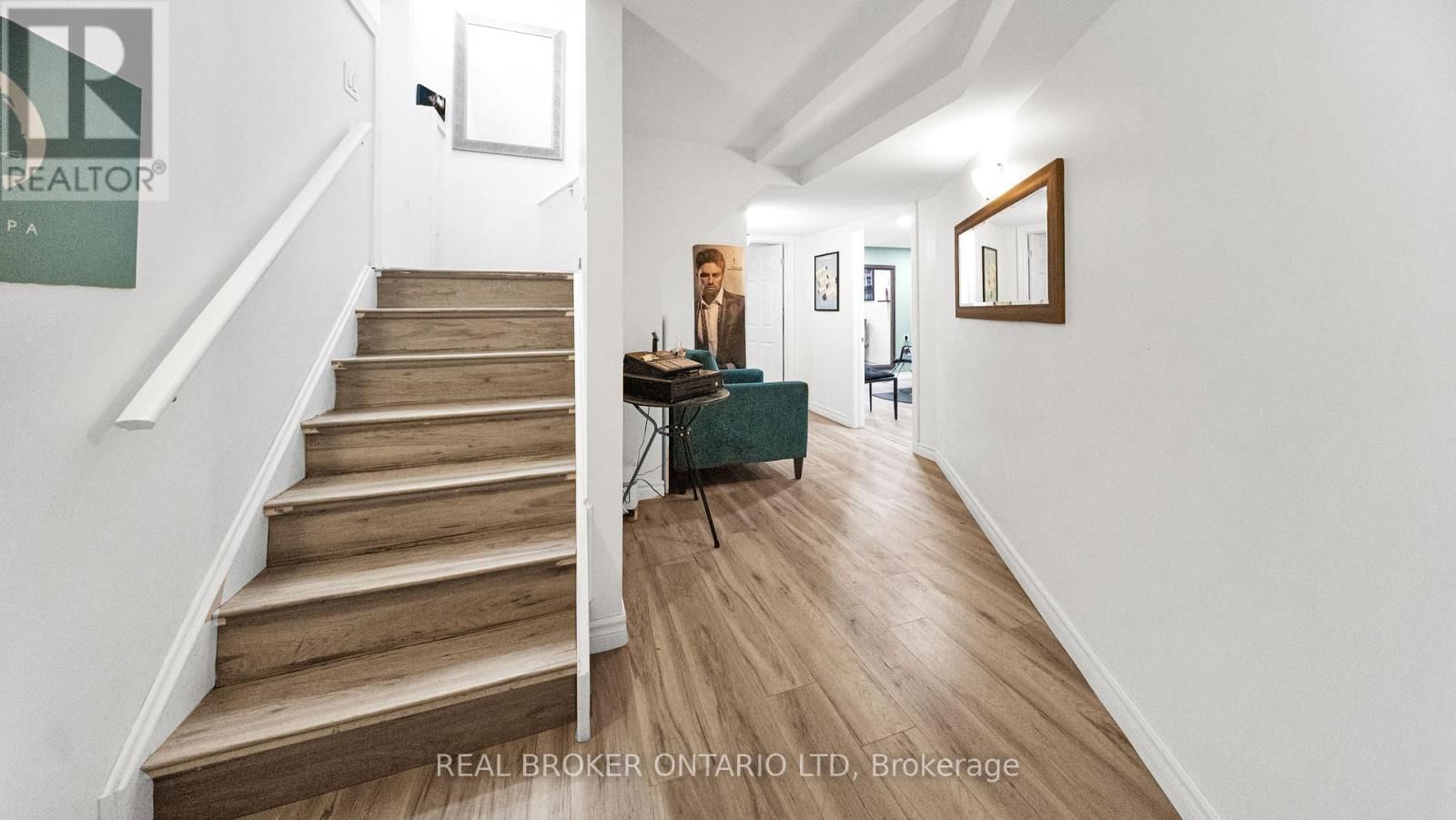 949 BLYTHWOOD ROAD Image 29