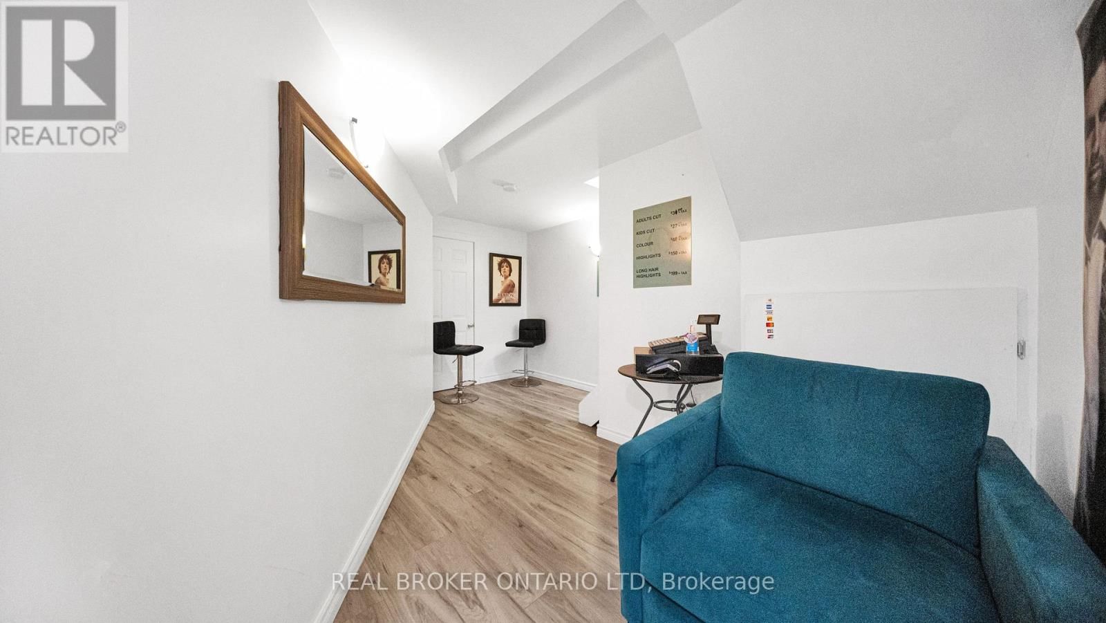 949 BLYTHWOOD ROAD Image 30