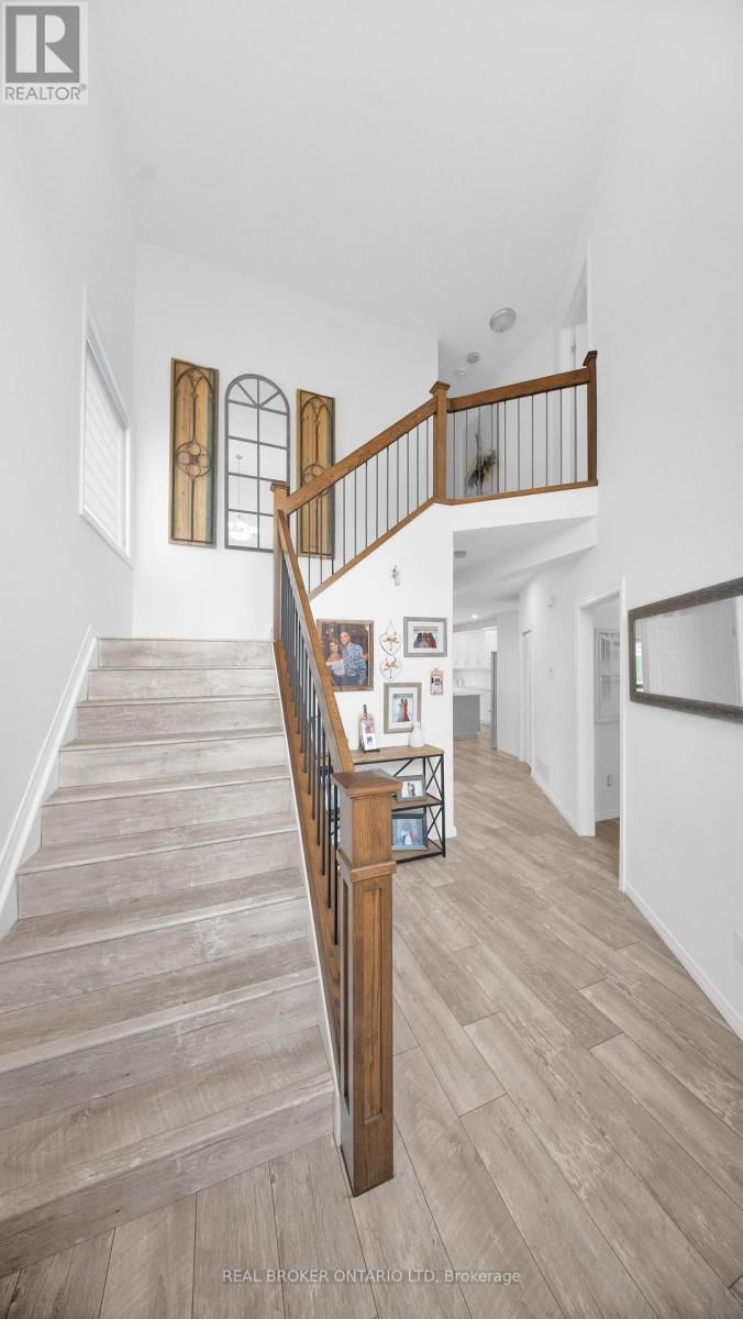 949 BLYTHWOOD ROAD Image 5