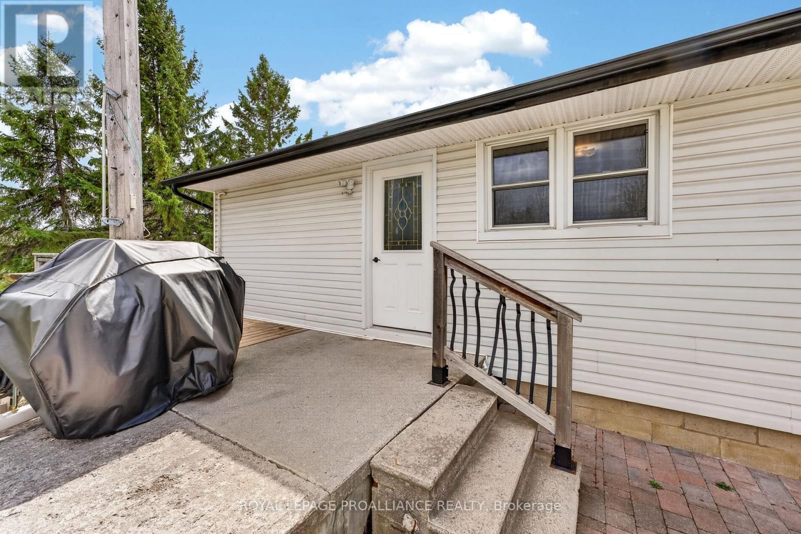 742 WALLBRIDGE-LOYALIST ROAD Image 22