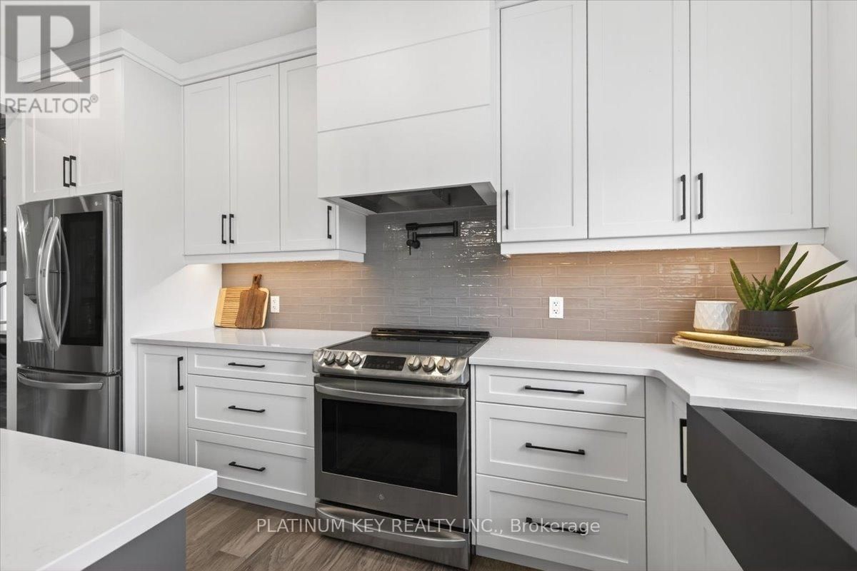 124 OPTIMIST DRIVE Image 14