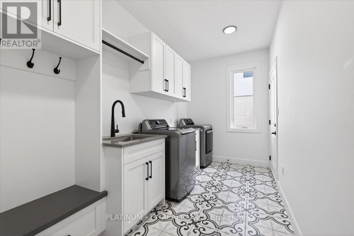 124 OPTIMIST DRIVE Image 17