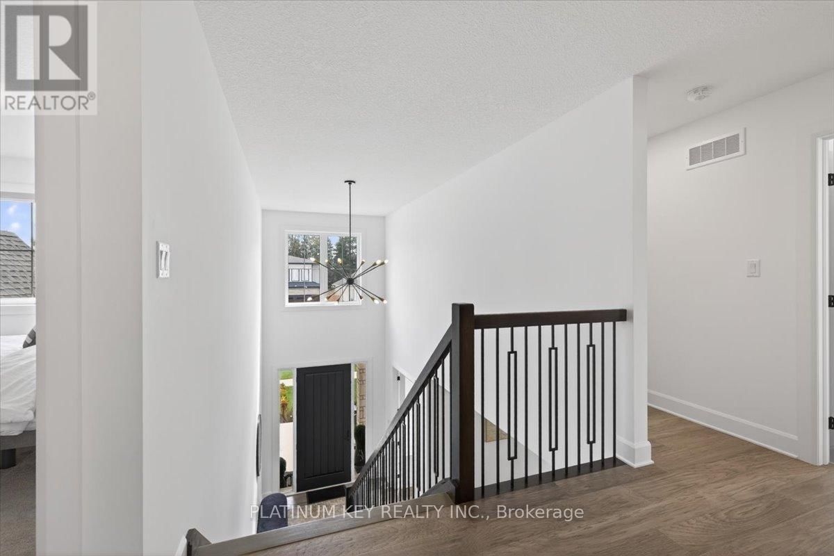 124 OPTIMIST DRIVE Image 18