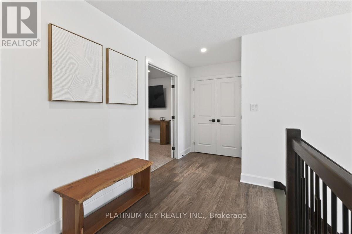 124 OPTIMIST DRIVE Image 19