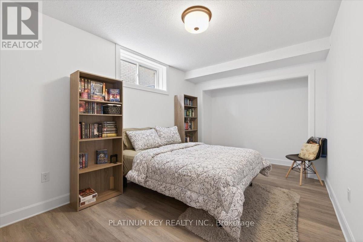 124 OPTIMIST DRIVE Image 33