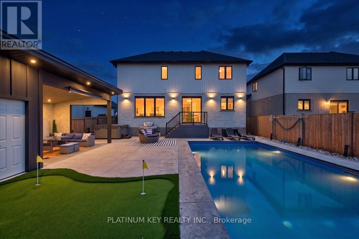 124 OPTIMIST DRIVE Image 36