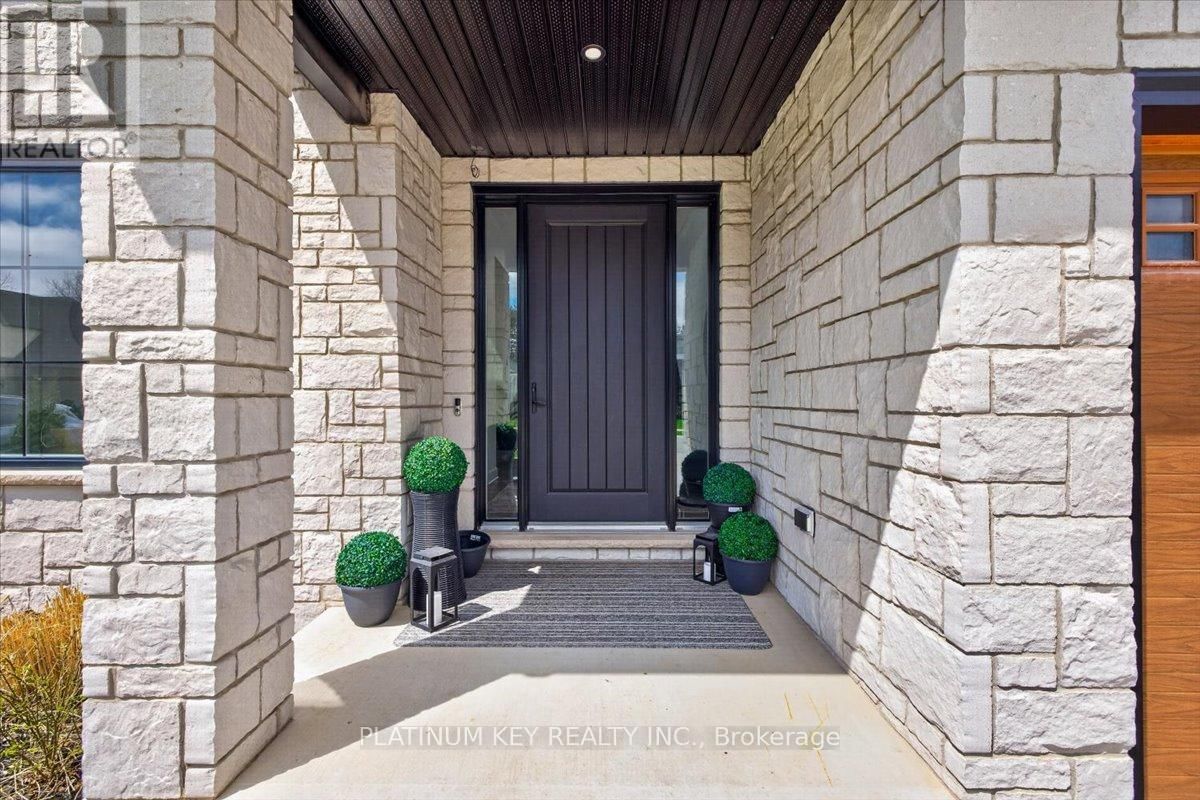 124 OPTIMIST DRIVE Image 5