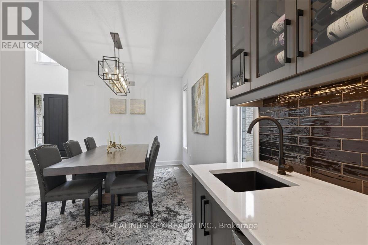 124 OPTIMIST DRIVE Image 9