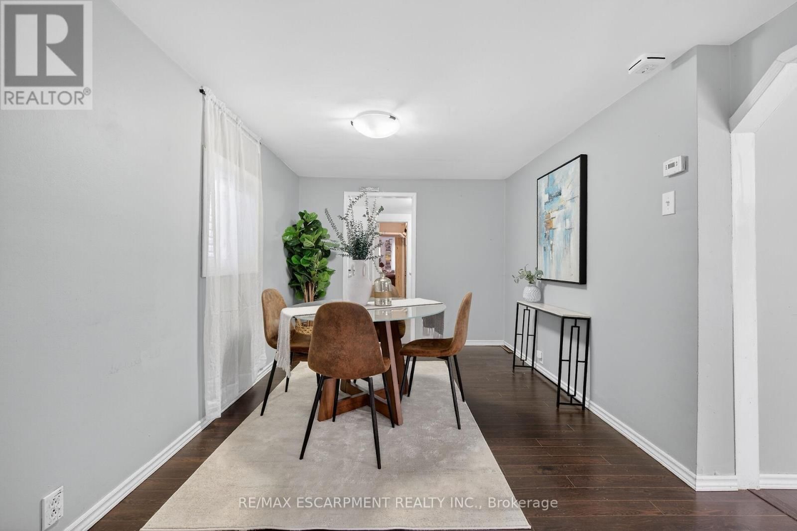 3824 ROXBOROUGH AVENUE Image 11