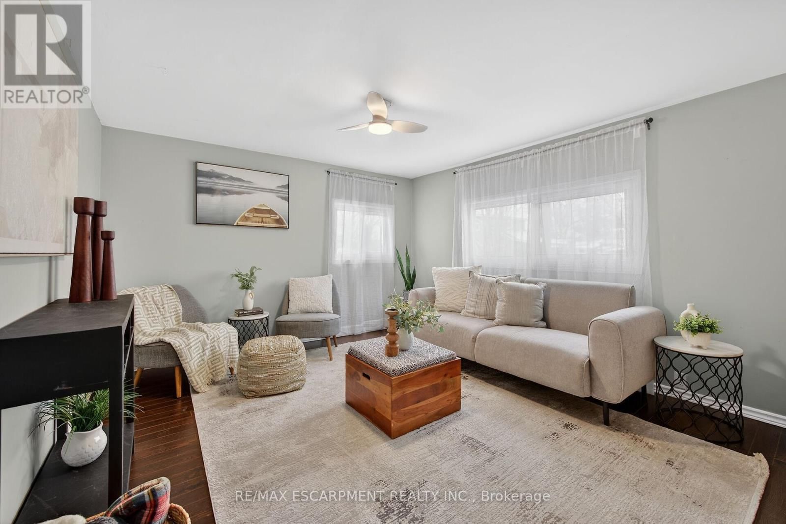 3824 ROXBOROUGH AVENUE Image 12