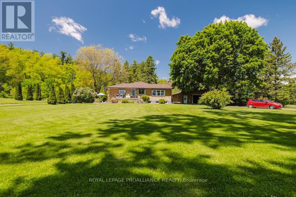 556 ROSEBUSH ROAD Image 2