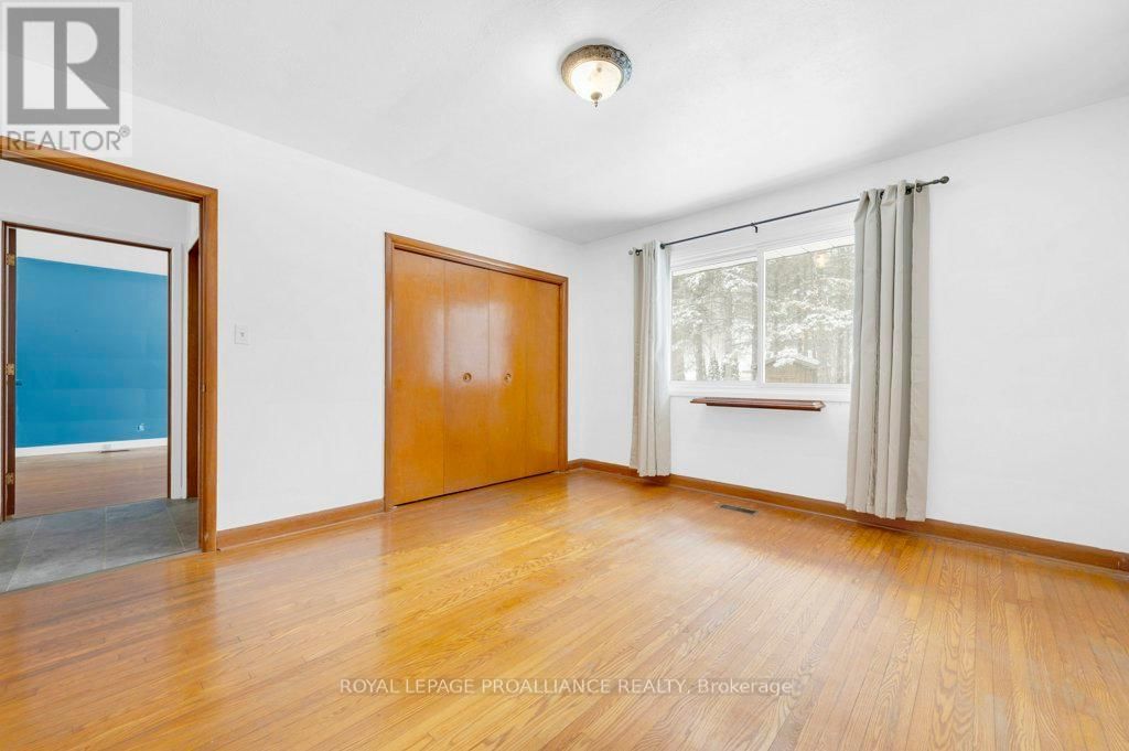 556 ROSEBUSH ROAD Image 21