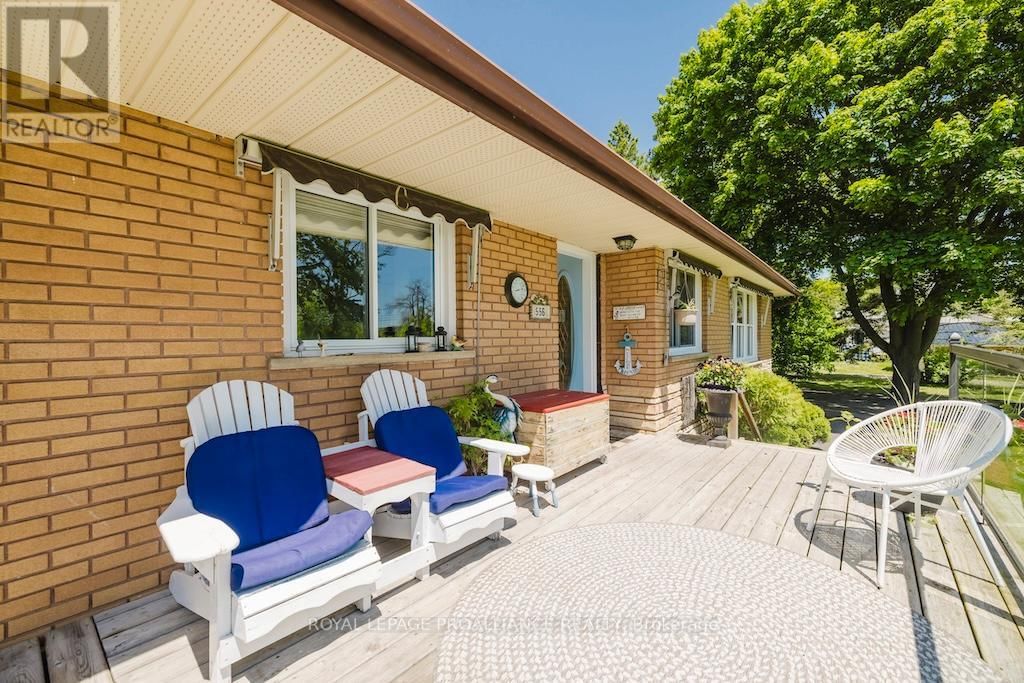 556 ROSEBUSH ROAD Image 6