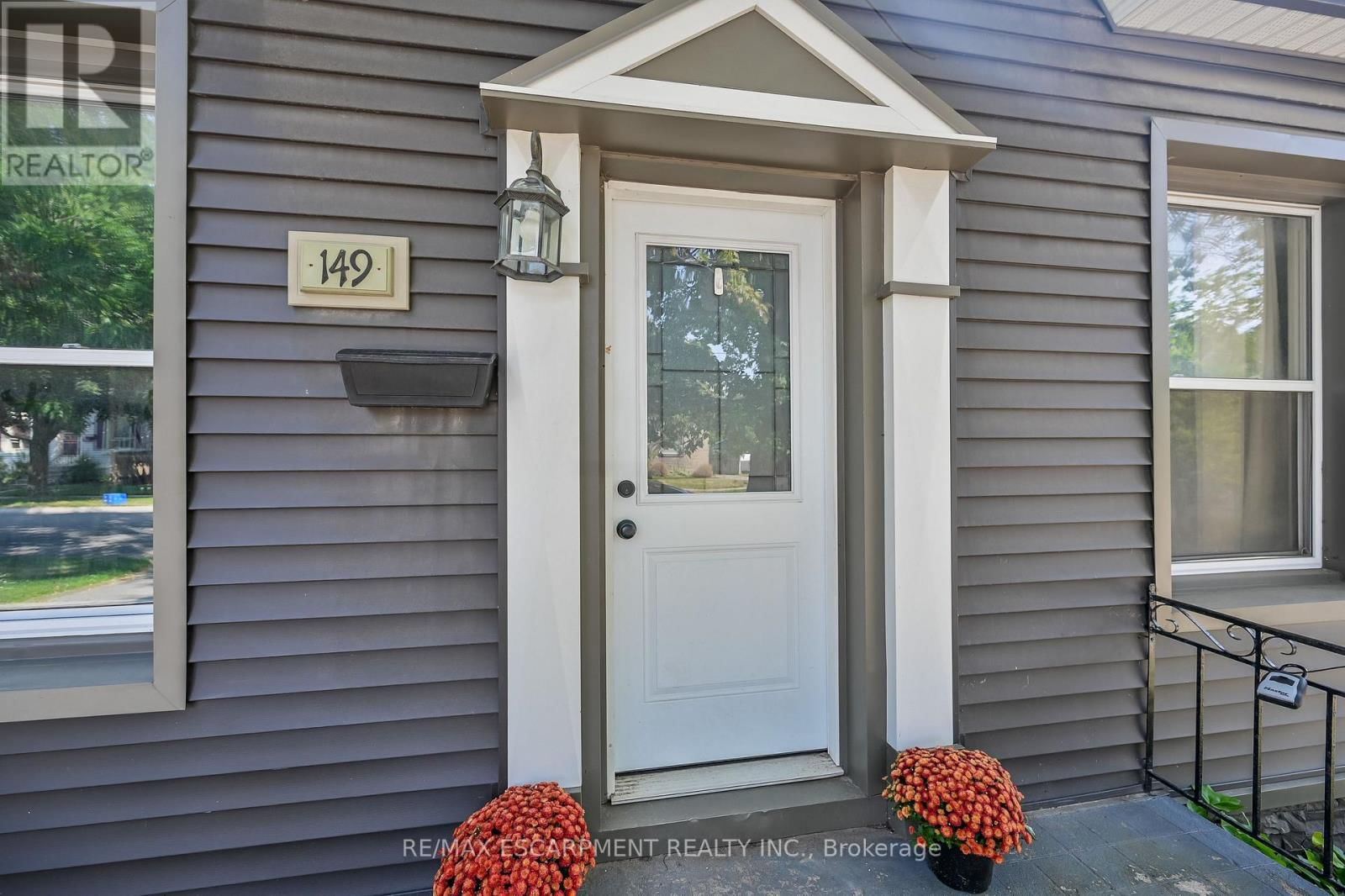 149 ELGIN STREET Image 3