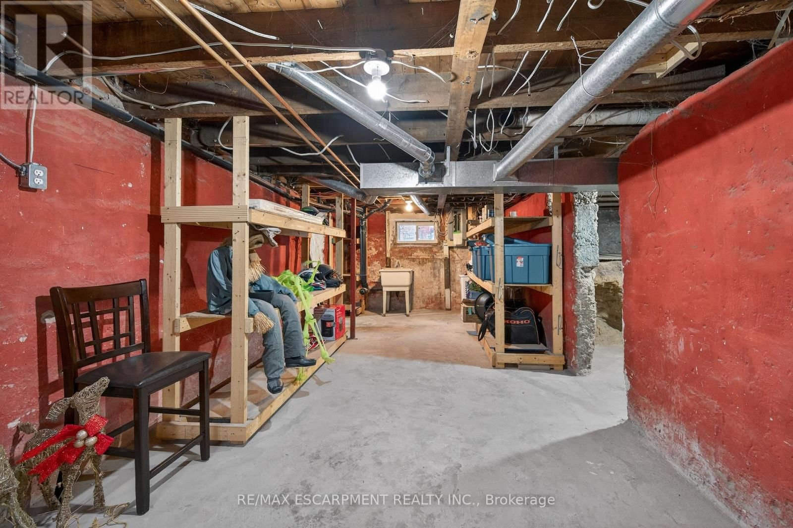 149 ELGIN STREET Image 40